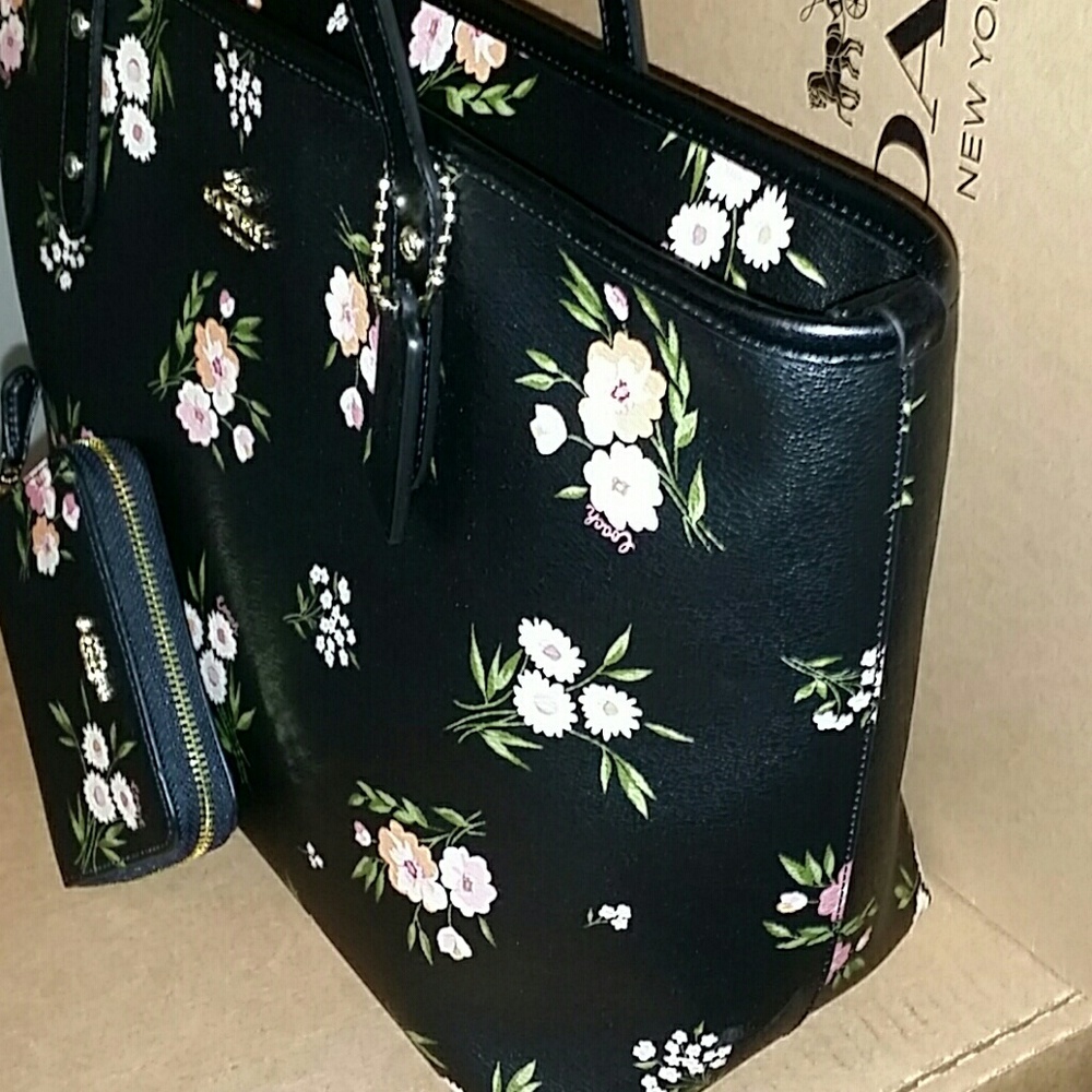 NEW●AUTHENTIC COACH BAG & WALLET SET●DAISY PRINT🌷 - Picture 2 of 8